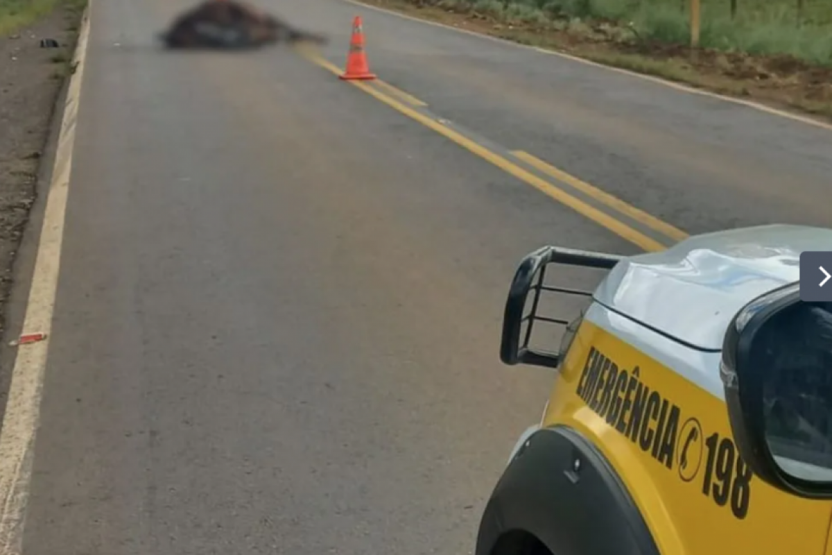 A vítima ficou presa embaixo do carro e foi encontrada pelos bombeiros já morta.